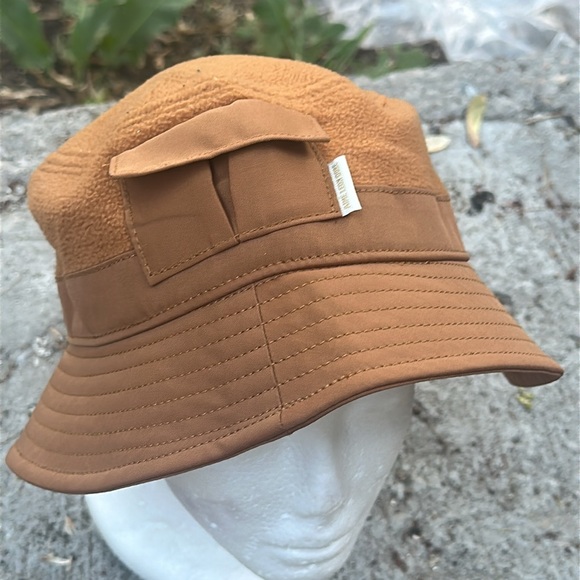 Aime Leon Dore Brown Sherpa Bucket Hat with pocket. - Picture 5 of 6
